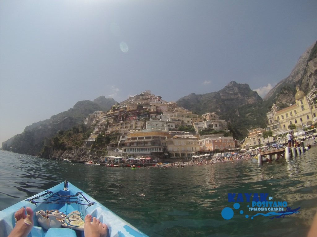 Kayak in Positano amalfi coast